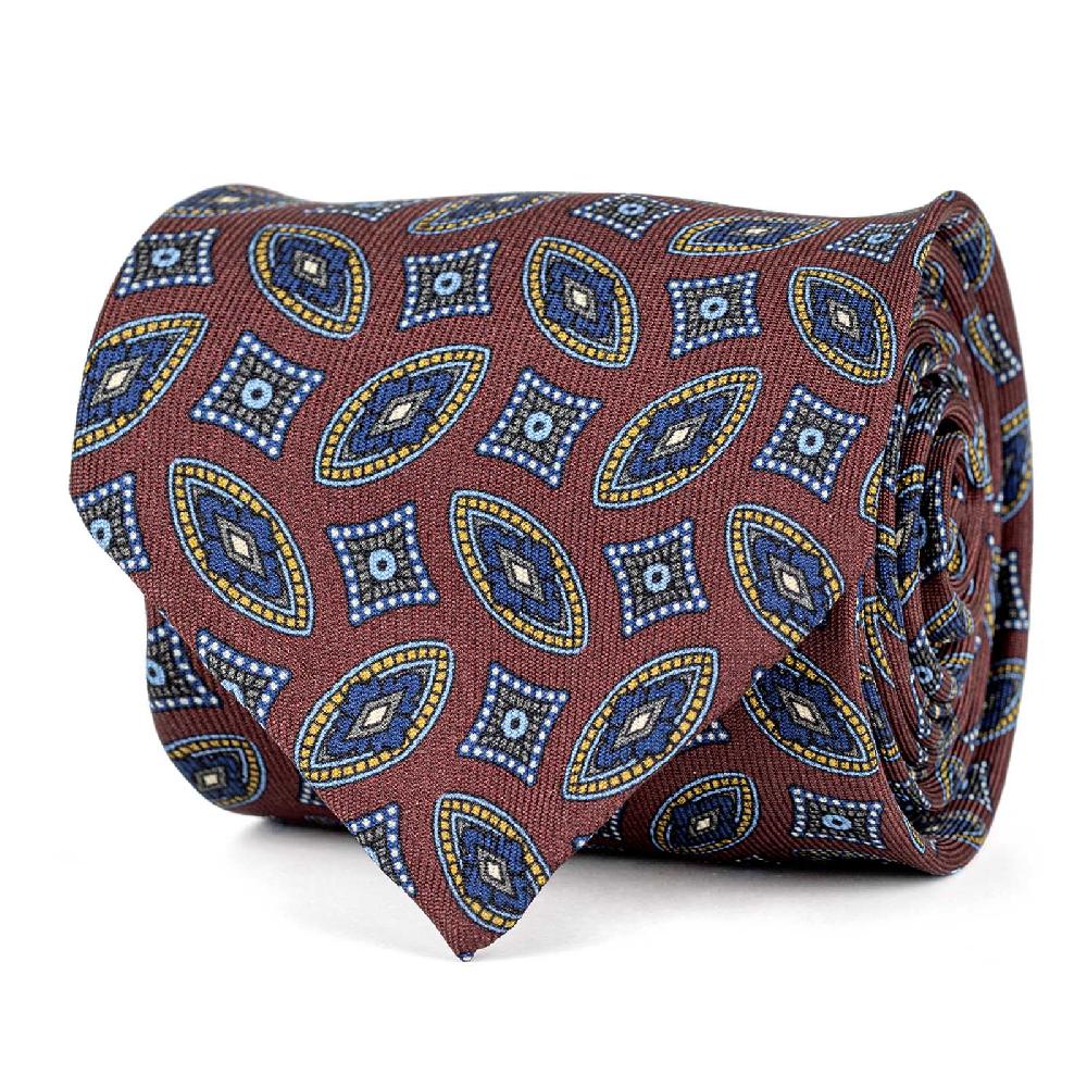 Rubinacci Cravatta in twill di seta con stampa geometrica bordeaux Comprane uno, ottenene uno gratis