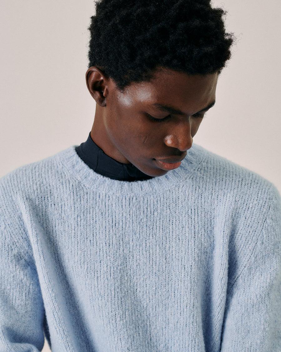 Scaglione ROUND NECK SEAMLESS PUFFED CASHMERE CELESTE Novità