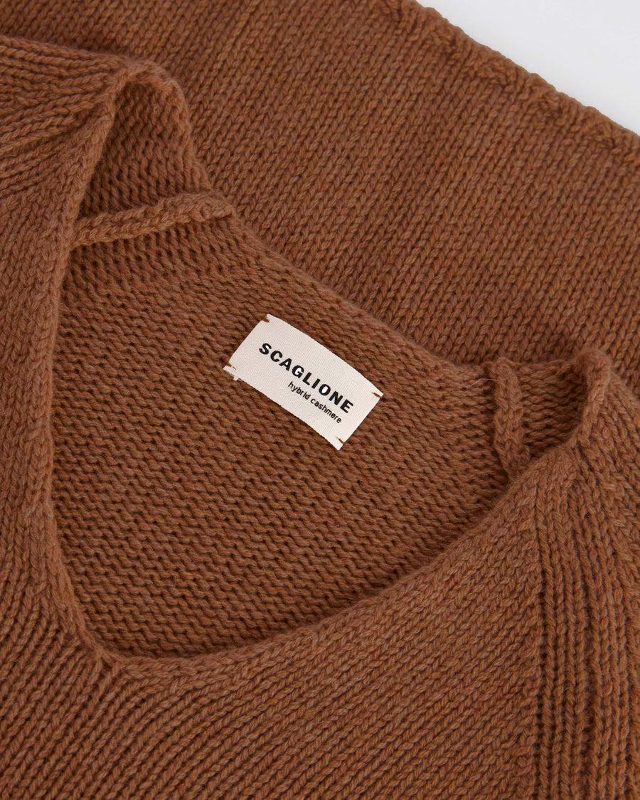 Scaglione V NECK SUPER SOFT RHUM Vendita Calda