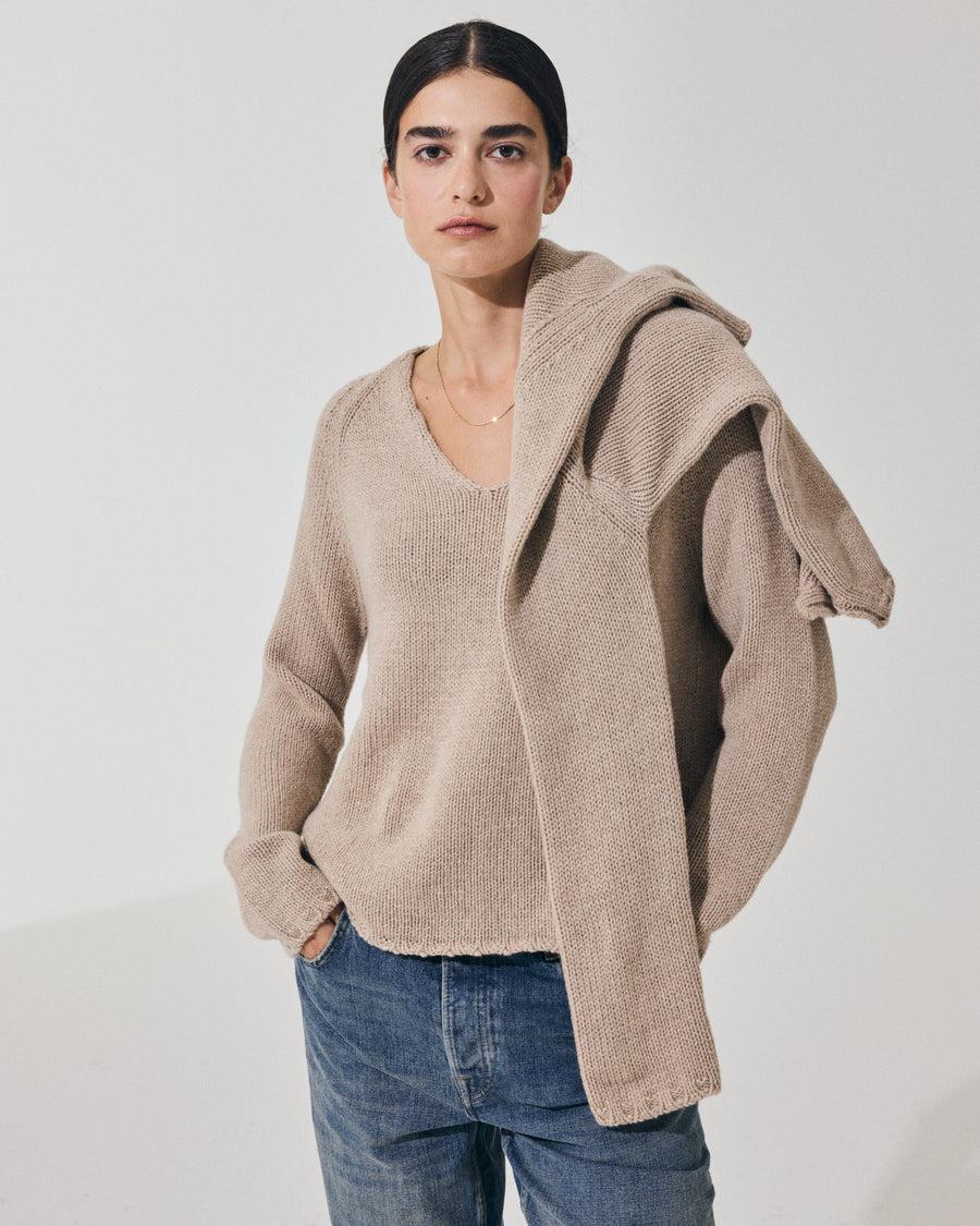 Scaglione V NECK SUPER SOFT SAND Vendita Economica
