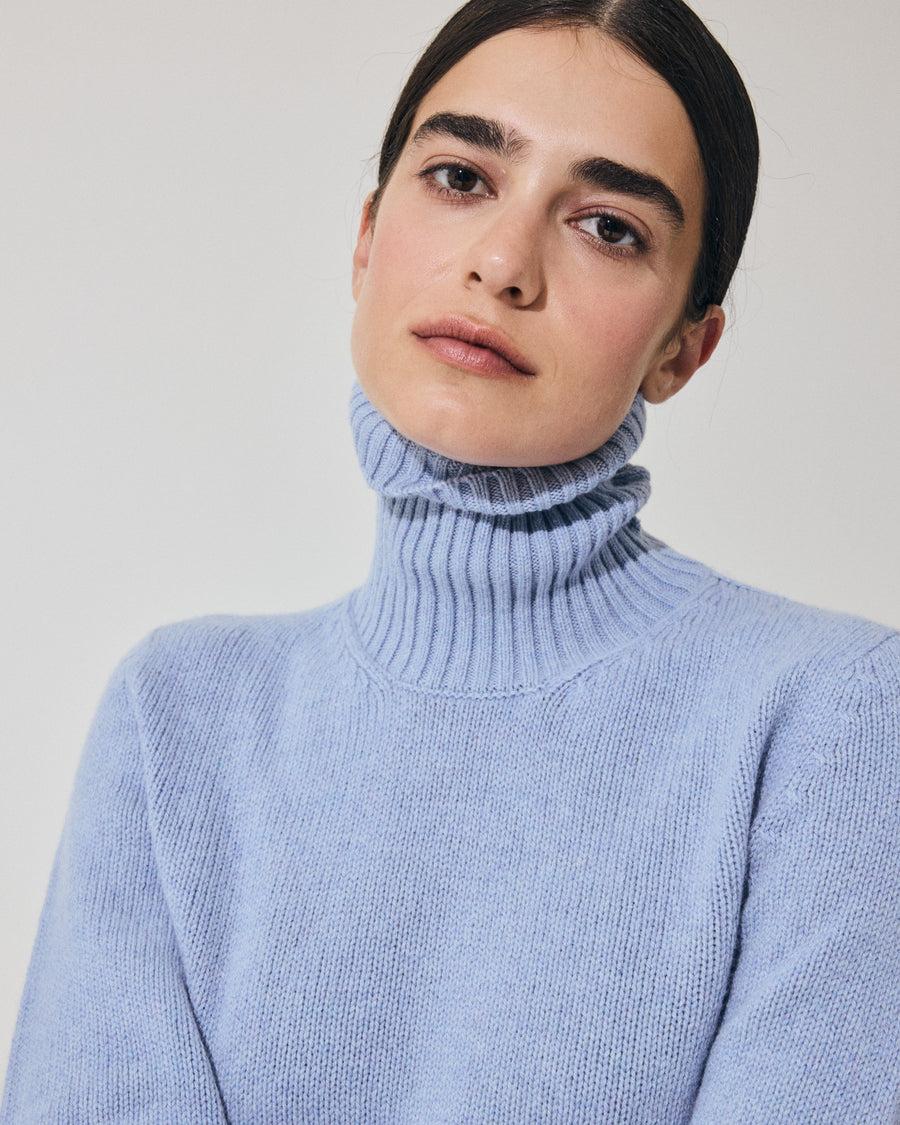 Scaglione TURTLE NECK SOFT HYBRID CASHMERE CELESTE Offerte