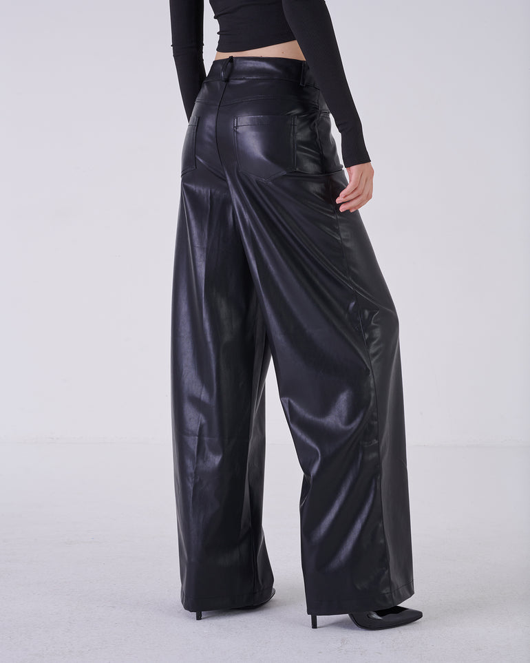 Silvian Heach Pantaloni in eco-pelle Trasporto libero internazionale