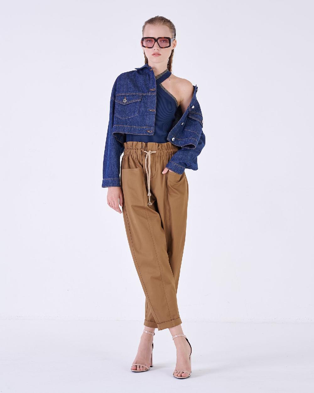 Silvian Heach Giacca cropped in denim Offerta San Valentino