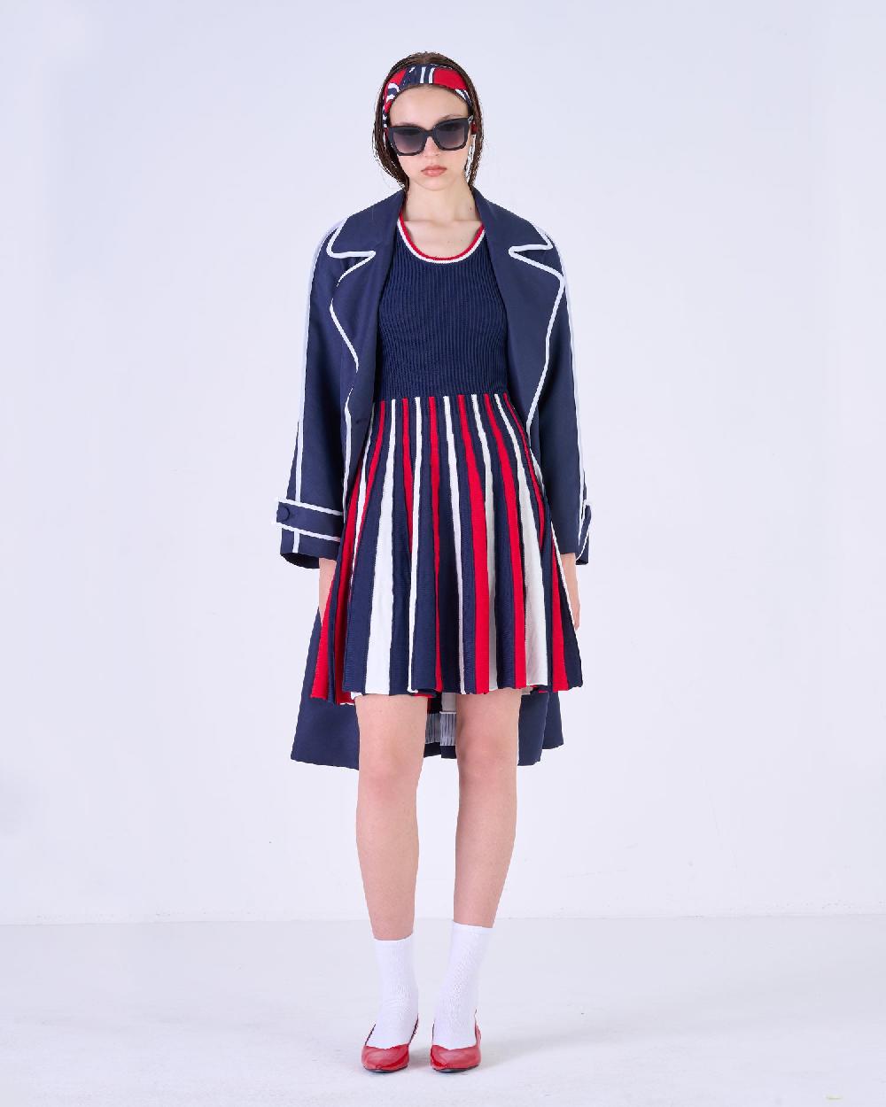 Silvian Heach Abito con gonna plissettata Sconto