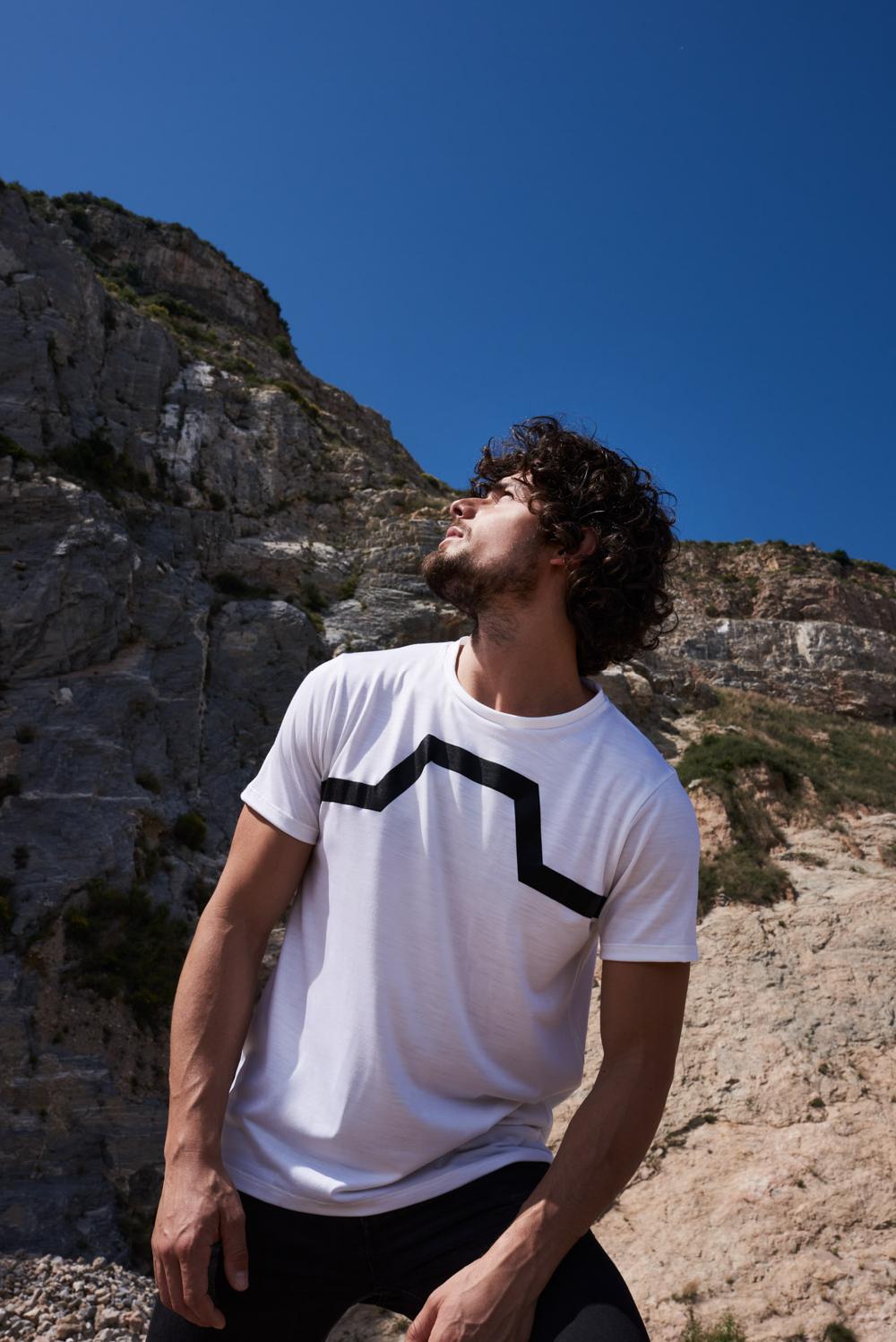 Stories Milano T-SHIRT | ISSUE Offerta
