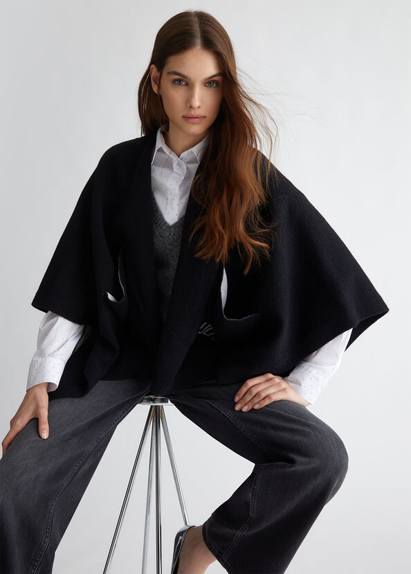 Liu Jo Poncho in maglia Discount Store per i nuovi prodotti