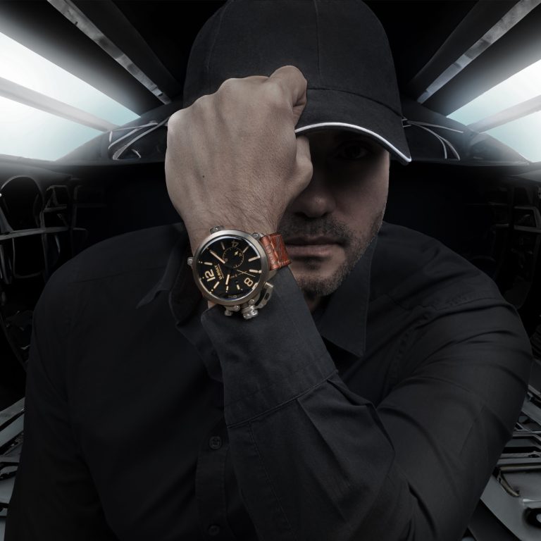 U Boat CAPSULE 50MM TITANIUM BK BE Consegna Veloce