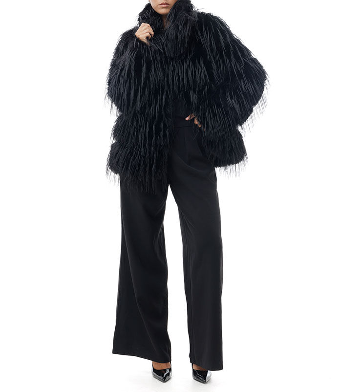 Valerio 1966 Cappotto nero corto in pelo sintetico | Valerio 1966 Offerta