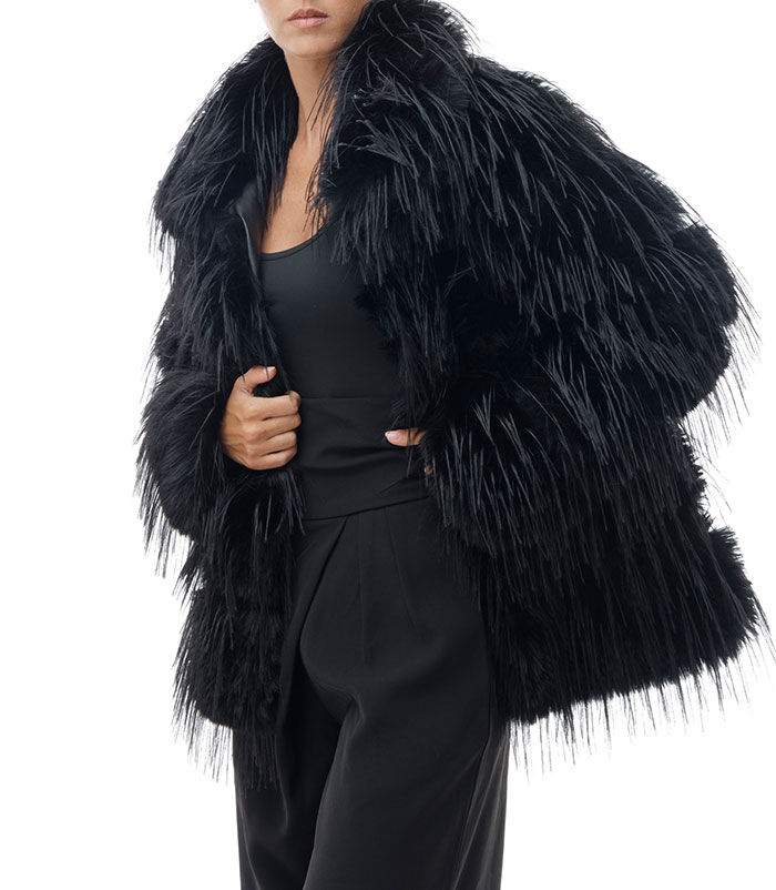 Valerio 1966 Cappotto nero corto in pelo sintetico | Valerio 1966 Offerta