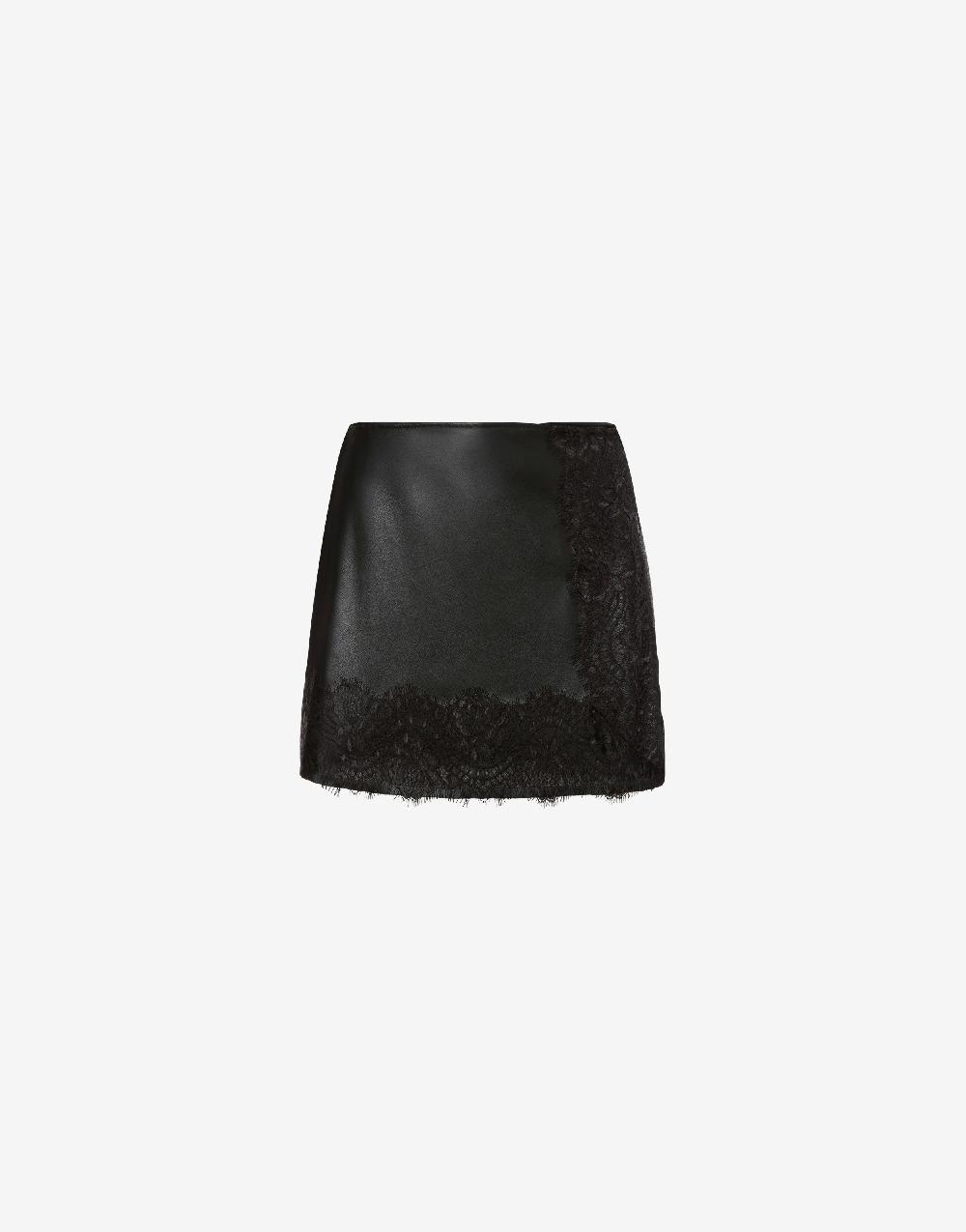 Alberta Ferretti Short in chevron e tessuto nappato con pizzo