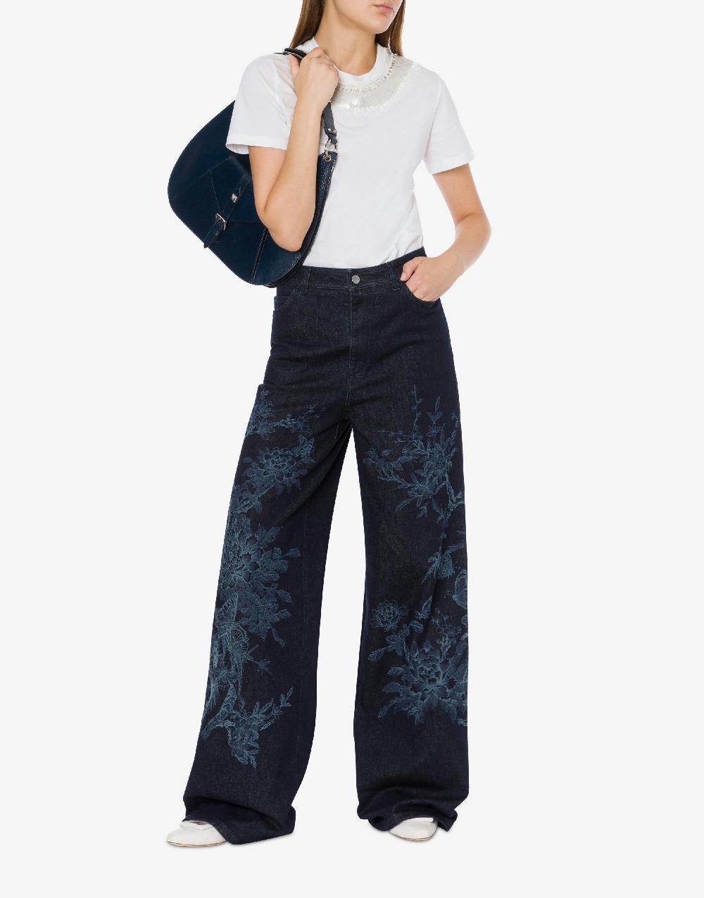 Alberta Ferretti Pantalone in denim con disegno ciliegio e farfalle Sottocosto