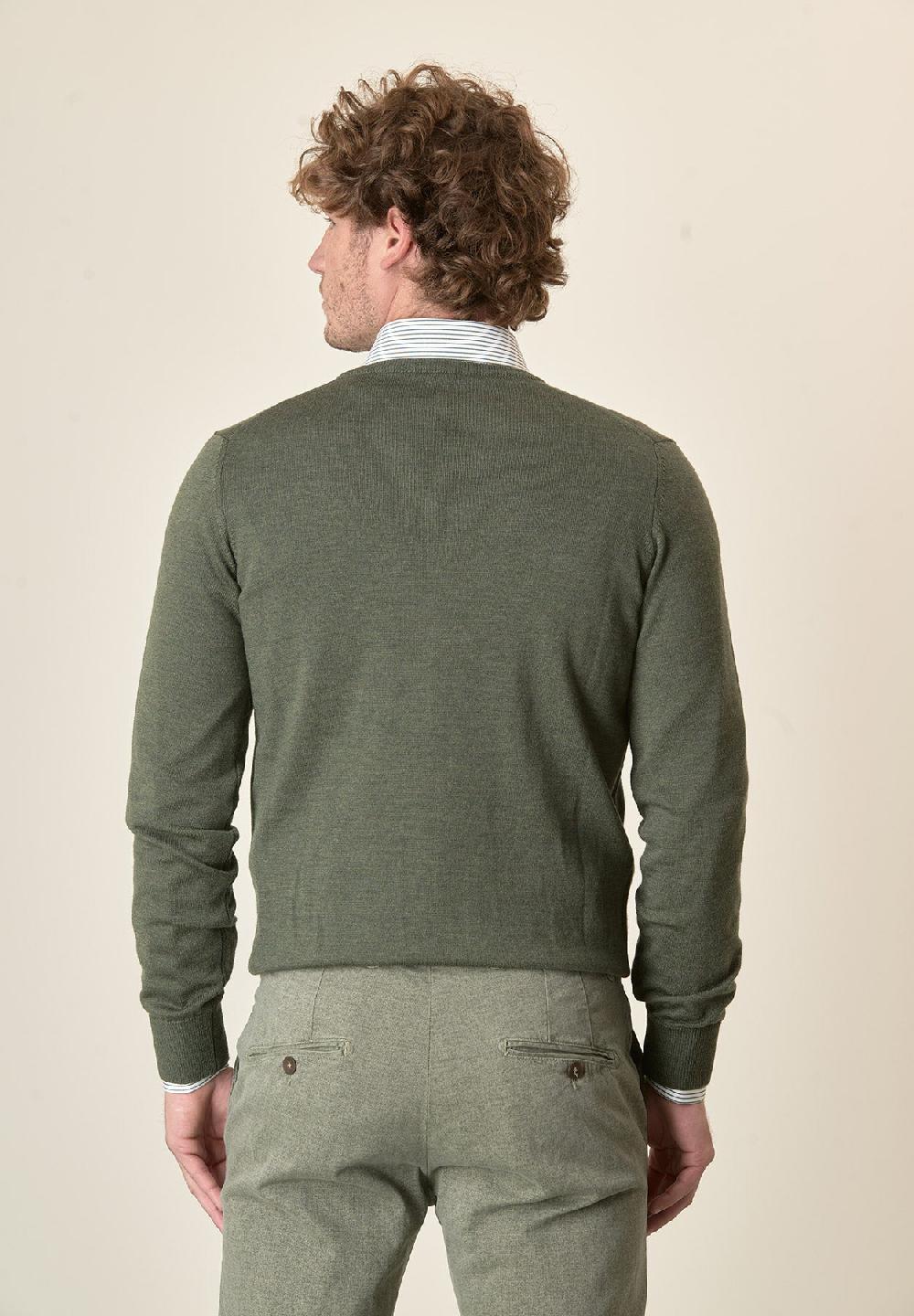 Angelico Scollo V verde lana merinos extrafine Outlet